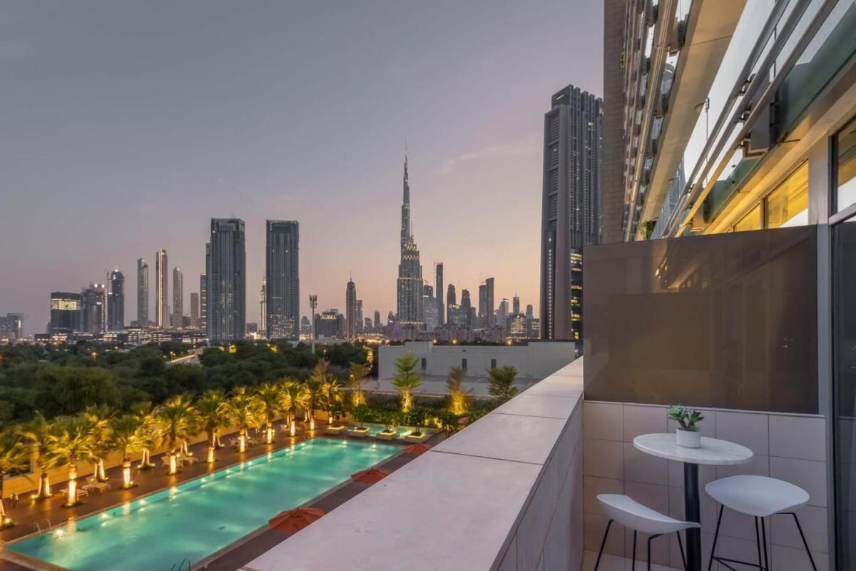 Silkhaus Burj Khalifa View Studio In Iconic Tower Apartment Dubai Exterior photo